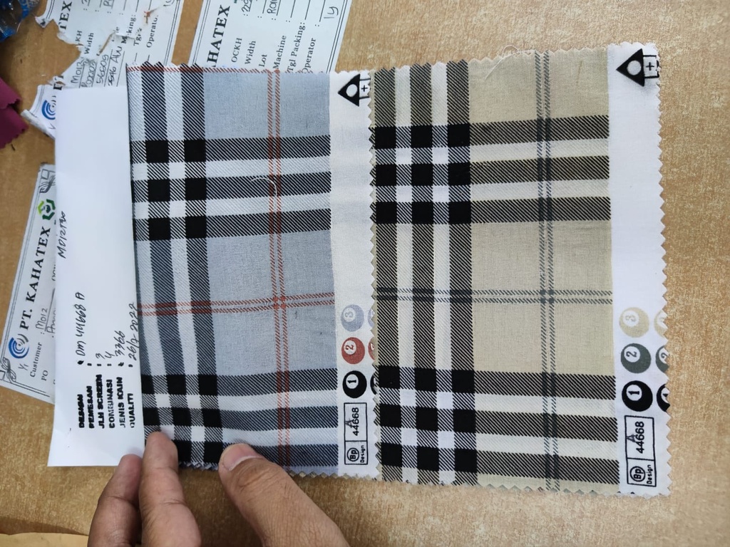 [MTX-AD22-44668 A] POLY TC PRINT